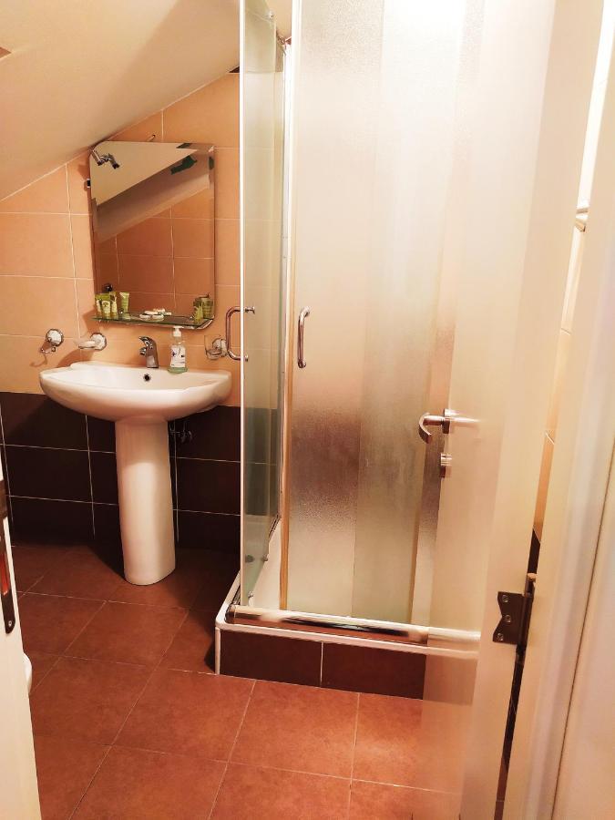 Apartman Jasmin วรินรัชกา บานยา ภายนอก รูปภาพ